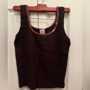 CITY DKNY brown sleeveless knit tank top. Perfect for cool weather! EUC